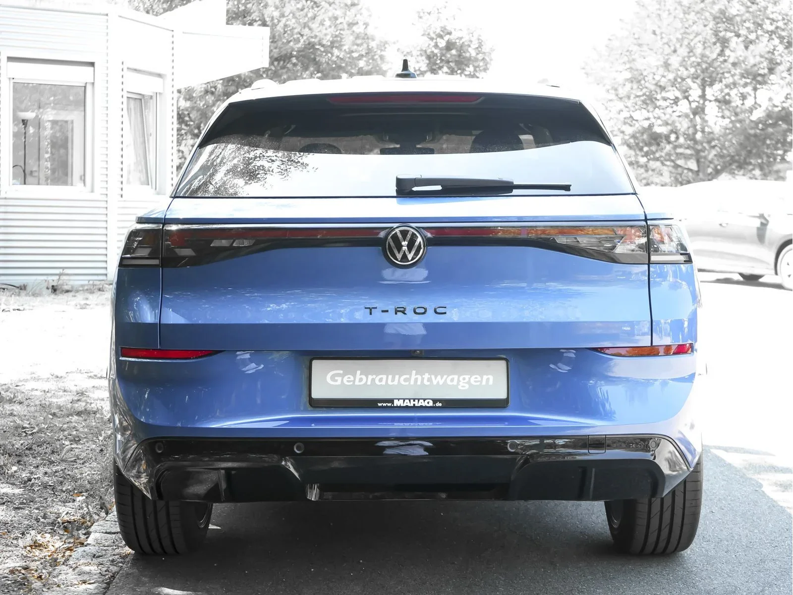 Volkswagen T-Roc 1.5 L ETSI R-Line BlackStyle IQ.Light IQ.Drive Navi ParkAssistPro AreaView EKlappe App YorkAero19'Black DSG