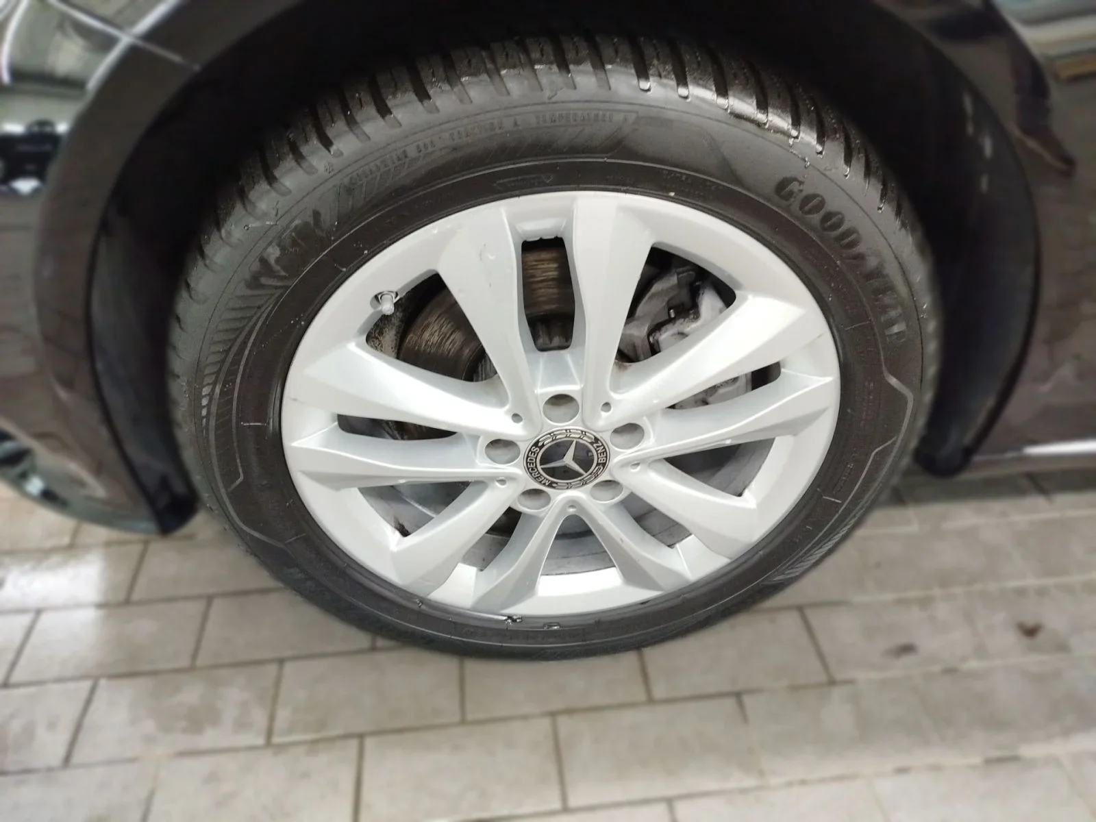 Mercedes-Benz C 200 T Avantgarde Automatik 4Matic Keyless-Go Sound-System Park-Paket