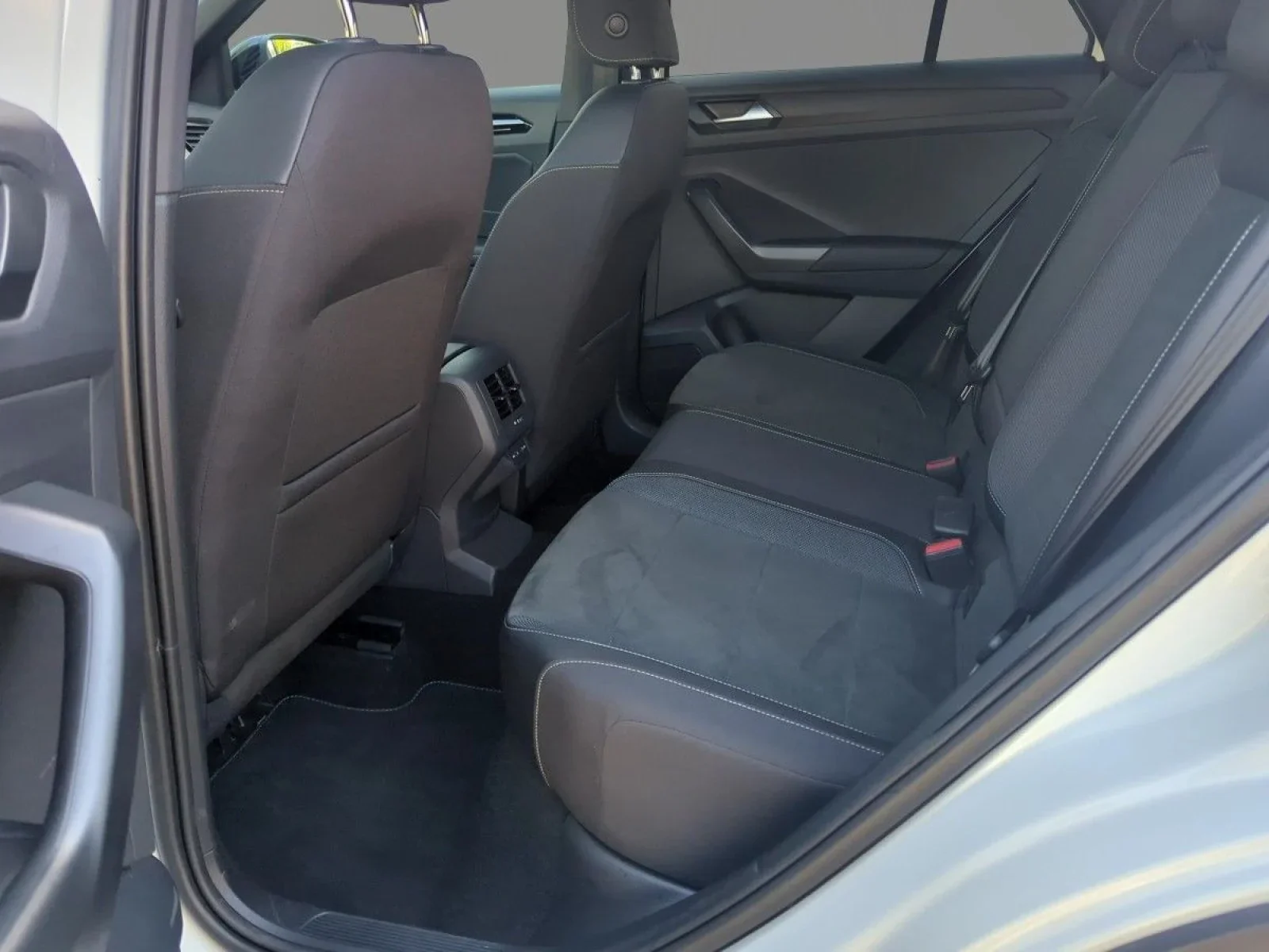 Volkswagen T-Roc R-Line Black 2.0 TSI DSG 4M AHK PANO NAV