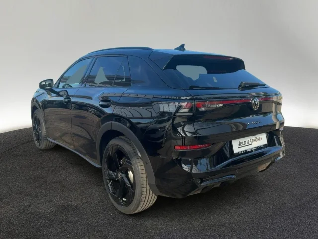 Volkswagen T-Roc 1.5 ETSI R-Line Black Style AHK PANO STHZ