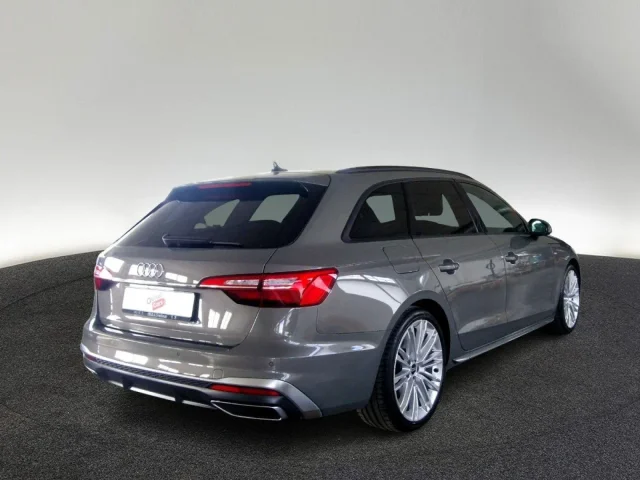 Audi A4 Avant S-Line 40 TFSI AHK LED NAVI+ PDC SHZ