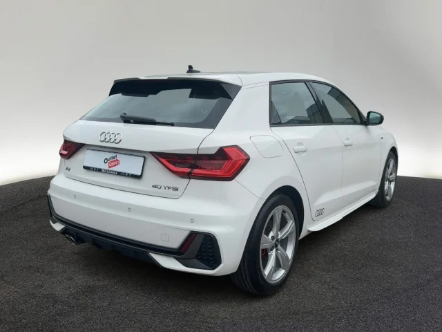 Audi A1 Sportback S-Line 40 TFSI LED NAVI+ SHZ