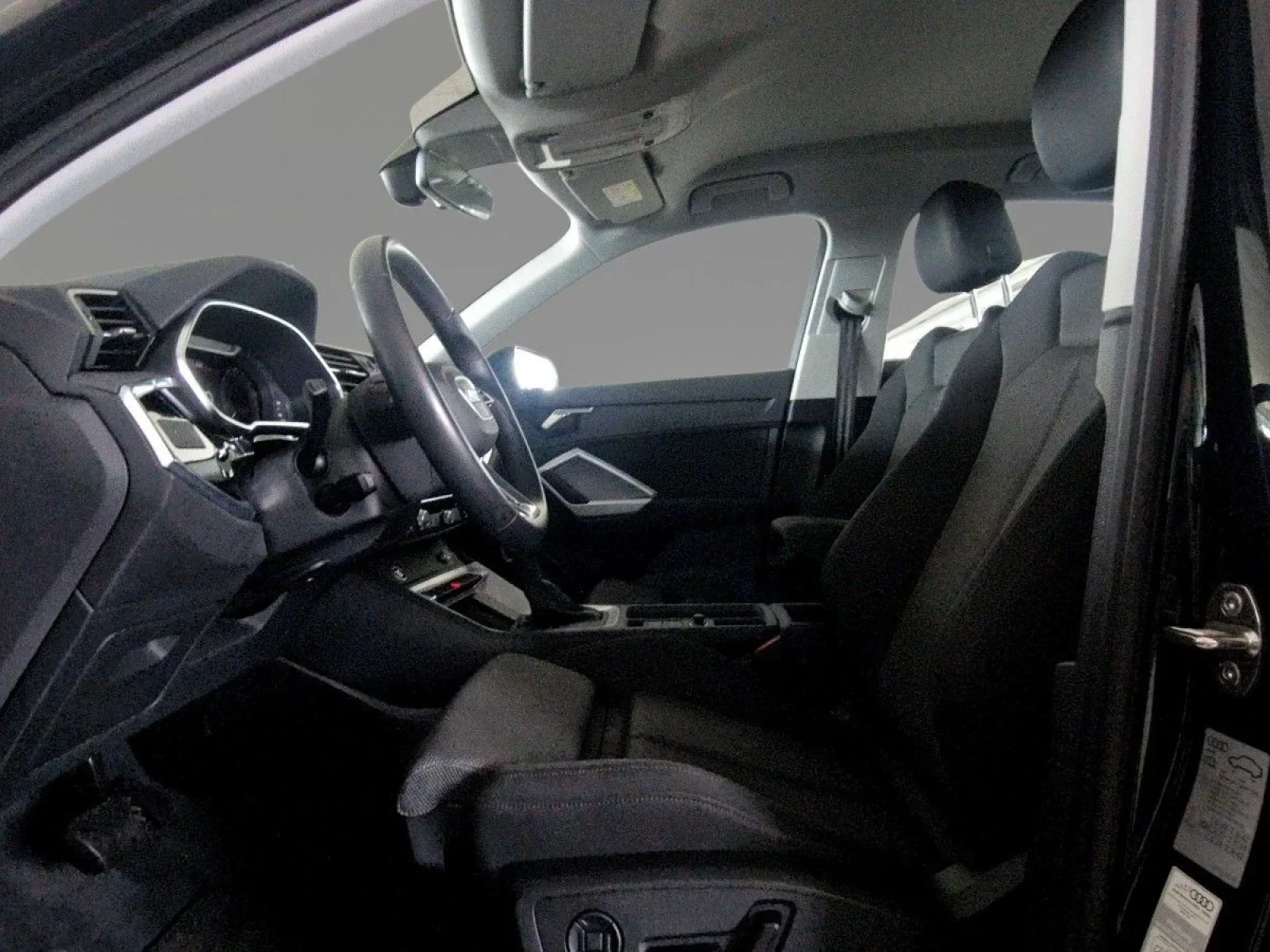 Audi Q3 S-Line 45 TFSI E LED NAVI+ KAM SHZ