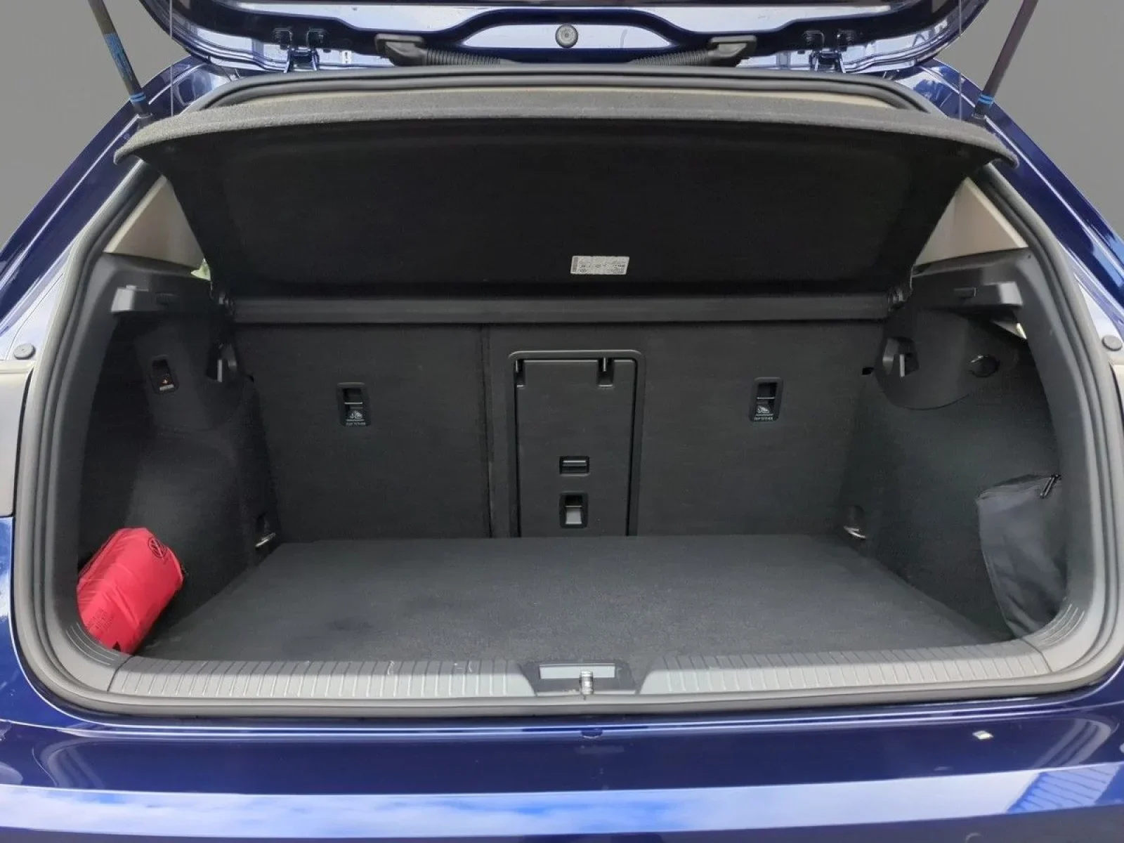 Volkswagen Golf 8 Style 1.5 ETSI DSG STANDHZ AHK HARMAN LED+