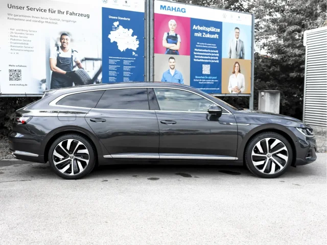 Volkswagen Arteon Shooting Brake 2.0 TDI R-LINE LEDER IQ.LIGHT NaviPro 360° EasyOpen ACC DCC 19"
