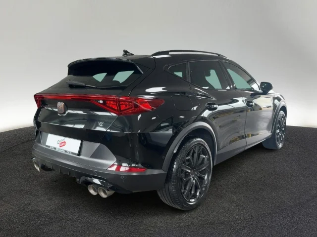 Cupra Formentor VZ Tribe Edition BREMBO PANO AHK AKRAPO