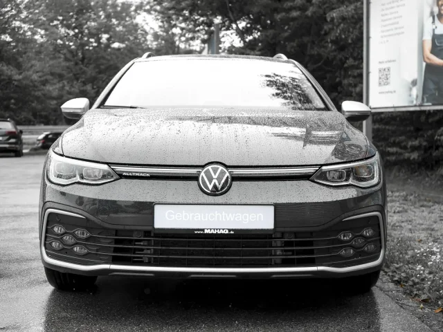 Volkswagen Golf VIII Variant Alltrack 4 Mot 2.0 TDI AHK LED+ Navi ParkPilot App DSG