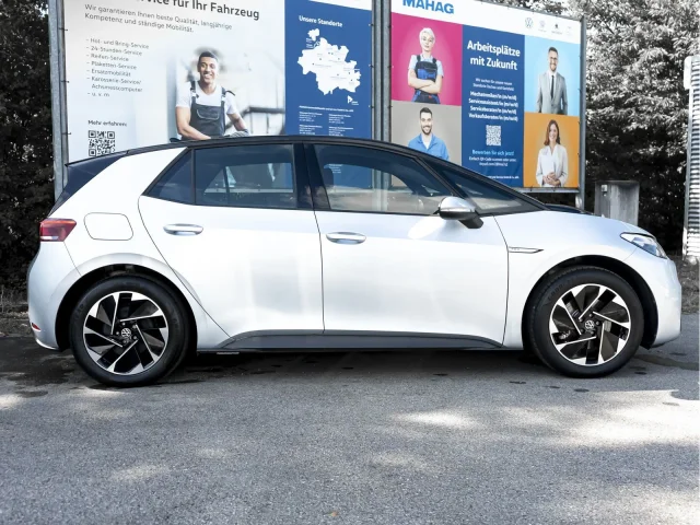 Volkswagen ID.3 Pro Performance 150kW WärmePu CCS LED Sitzhz App