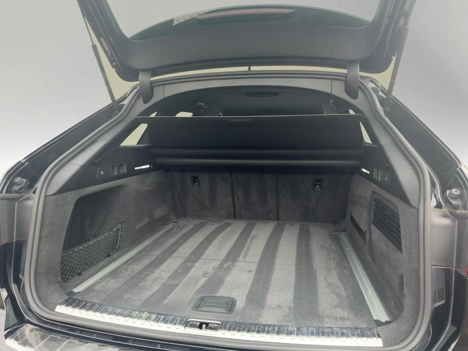Audi A6 Avant S-Line 45 TFSI Quattro B&O KAM MATRIX