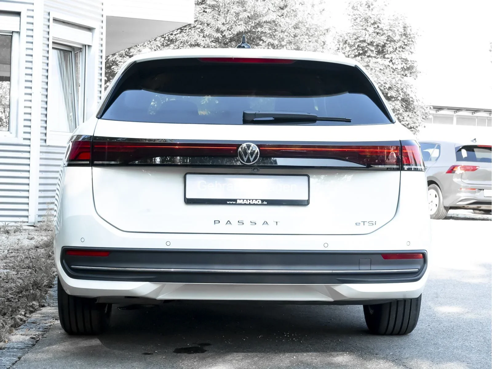 Volkswagen Passat Variant Business 1.5 ETSI LED Navi HuD ParkAssist+ RearView DSG