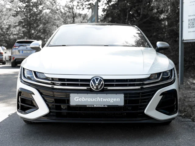 Volkswagen Arteon R 2.0 TSI 4Mot IQ.Light Navi Pano EKlappe ParkAssist RearView APP DSG
