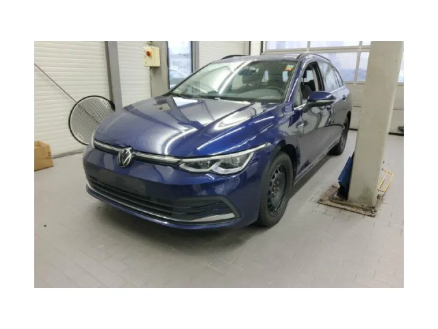 Volkswagen Golf VIII Variant 2.0 TDI DSG Style Navi LED-Plus ACC SideAssist Rückfahrkamera
