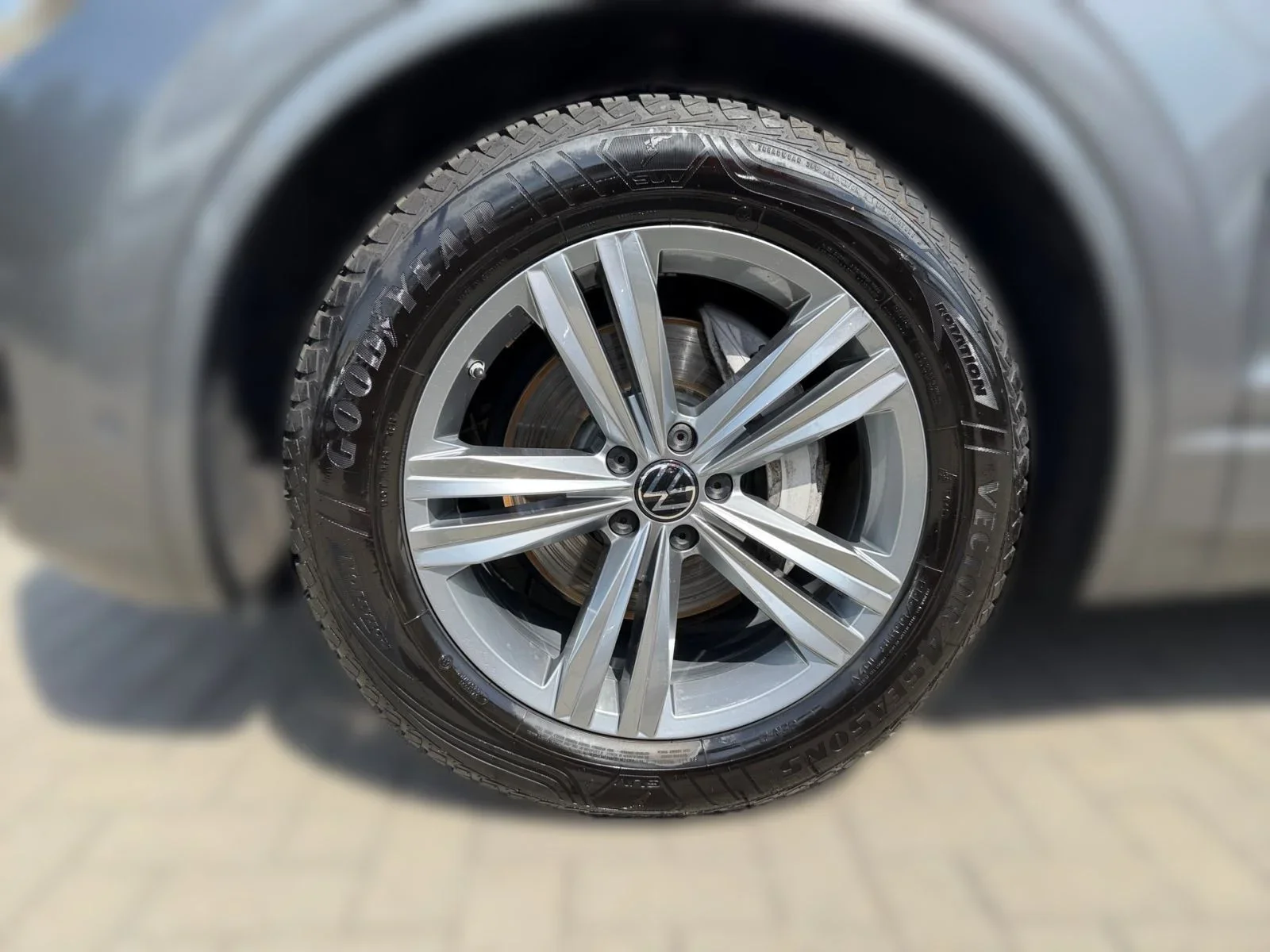 Volkswagen Touareg 3.0 TDI Tiptronic 4-Motion Elegance AHK Navi ACC DAB+ LED FrontAssist
