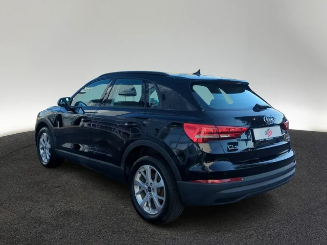 Audi Q3 45 TFSI E LED NAV PDC SHZ EL-HECKKL. VIRTUAL