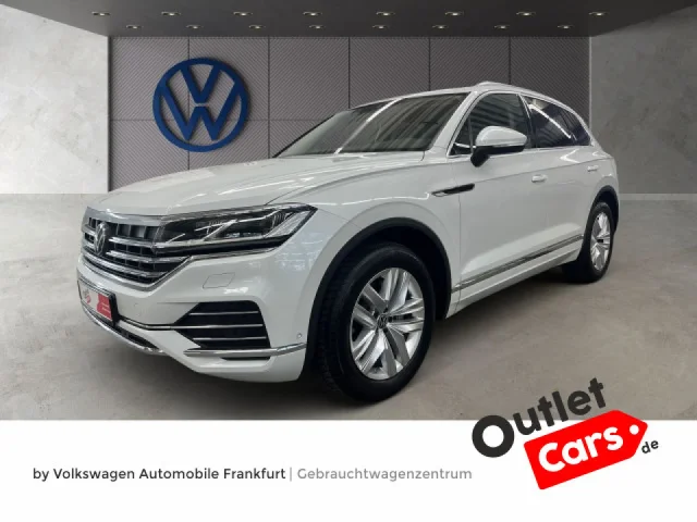 Volkswagen Touareg 4Motion 3.0 TDI Tiptronic Navi Leder Rückfahrkamera ACC DAB+