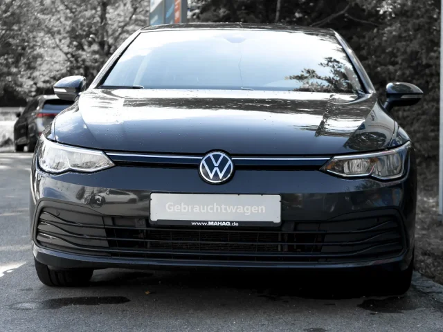 Volkswagen Golf VIII Life 2.0 TDI LED Navi Sitzhz ParkPilot APP DSG