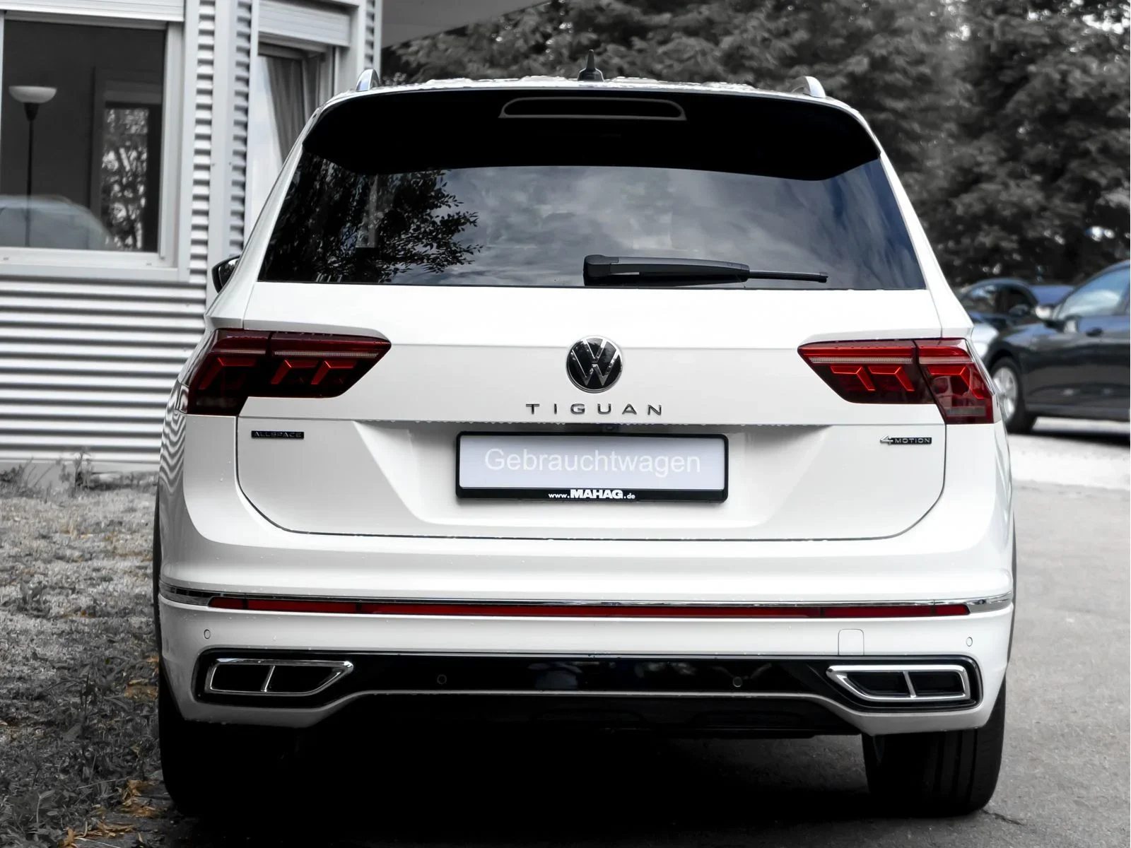 Volkswagen Tiguan Allspace R-Line 2.0 TSI IQ.Light Navi AHK HuD ParkPilot RearView APP DSG