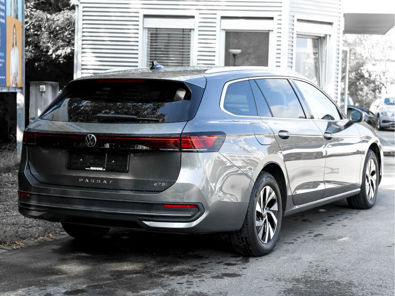 Volkswagen Passat Business 1.5 ETSI AHK LED Navi HuDParkAssist+ RearView App DSG