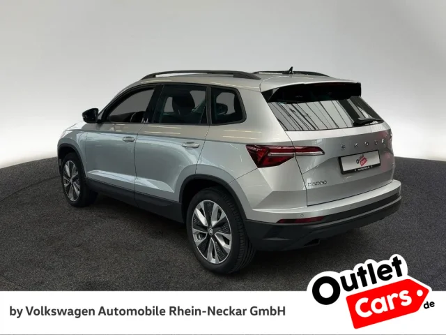 Škoda Karoq 2.0 TDI Style DSG 4x4 Navi Pano Kamera UVM