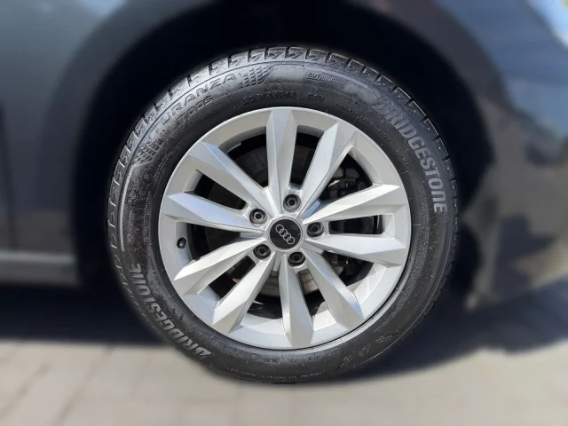 Audi A3 30 TFSI Sportback Navi VC DAB Tempomat PDC Sitzheizung
