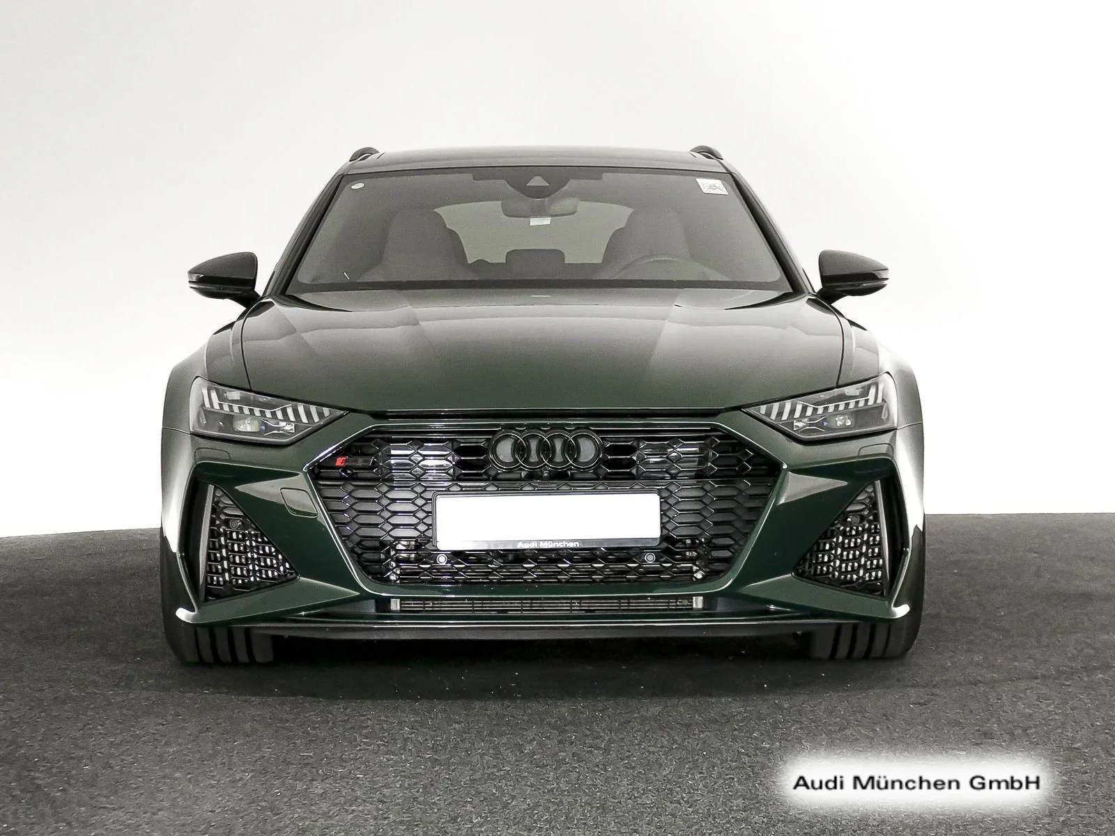 Audi RS6 Avant Dynamik/StdHzg/Pano/280KmH/B&O/HuD/Luftfed./Sport-AGA/Matrix/Virtual+