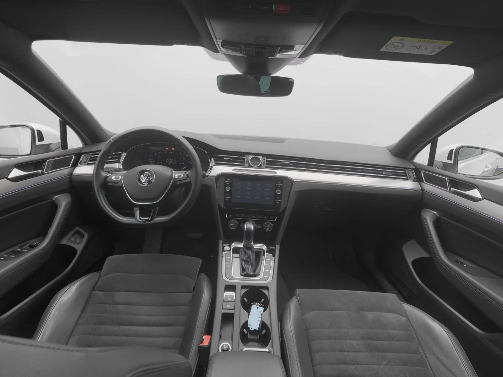 Volkswagen Passat Variant GTE 1.4 TSI DSG *R-Line*PANO*AHK*