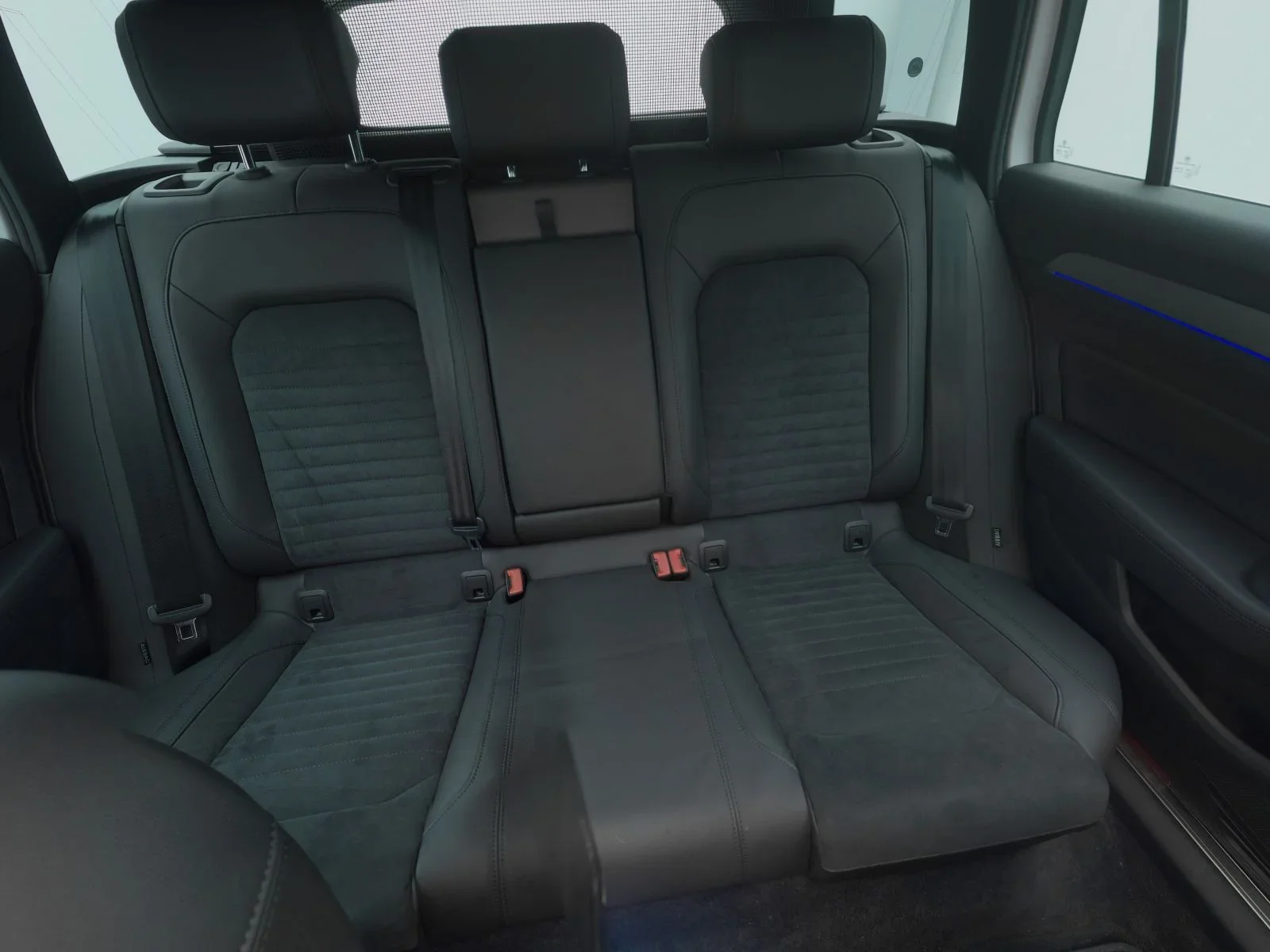 Volkswagen Passat Variant GTE 1.4 TSI DSG *R-Line*PANO*AHK*