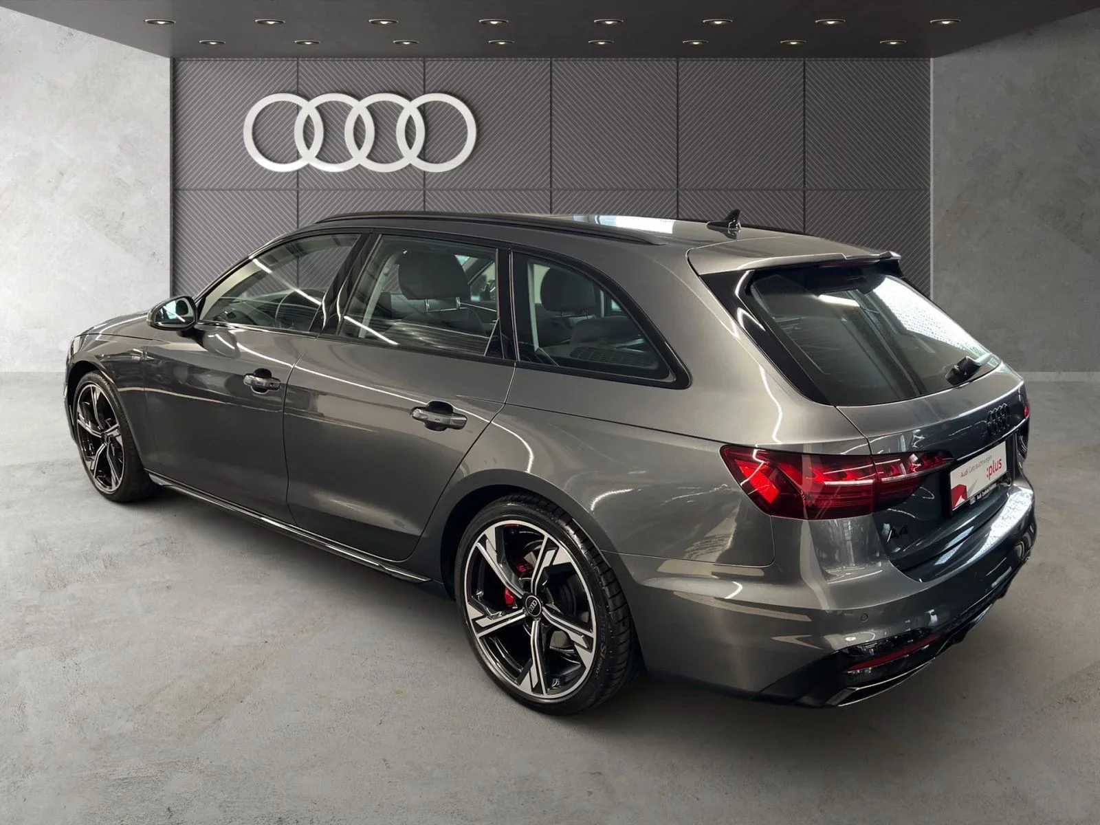 Audi A4 Avant 40 TDI S Tronic S Line Navi Pano Matrix-LED PDC Sitzheizung