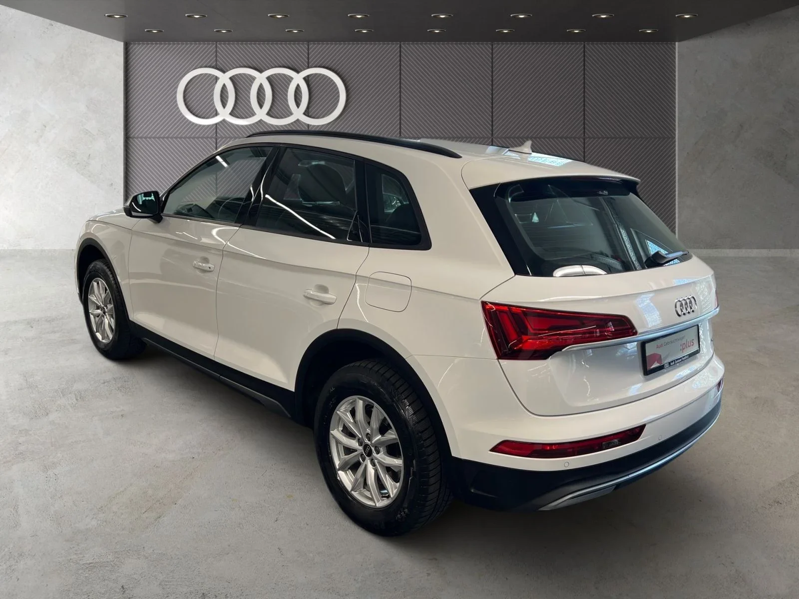 Audi Q5 TFSI E 50 Quattro S Tronic S Line Navi VC LED PDC Sitzheizung