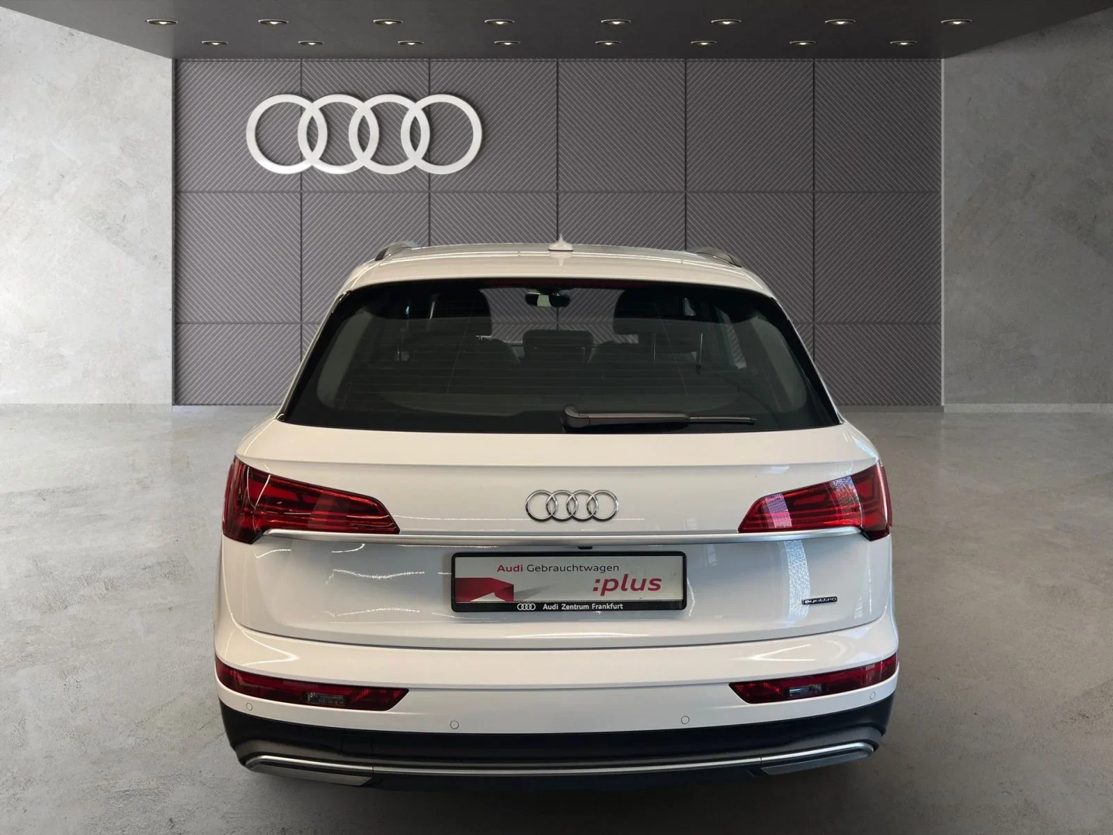 Audi Q5 TFSI E 50 Quattro S Tronic S Line Navi VC LED PDC Sitzheizung