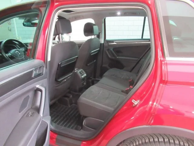 Volkswagen Tiguan 2.0 TSI DSG Highline 4Motion Navi LED SHZ