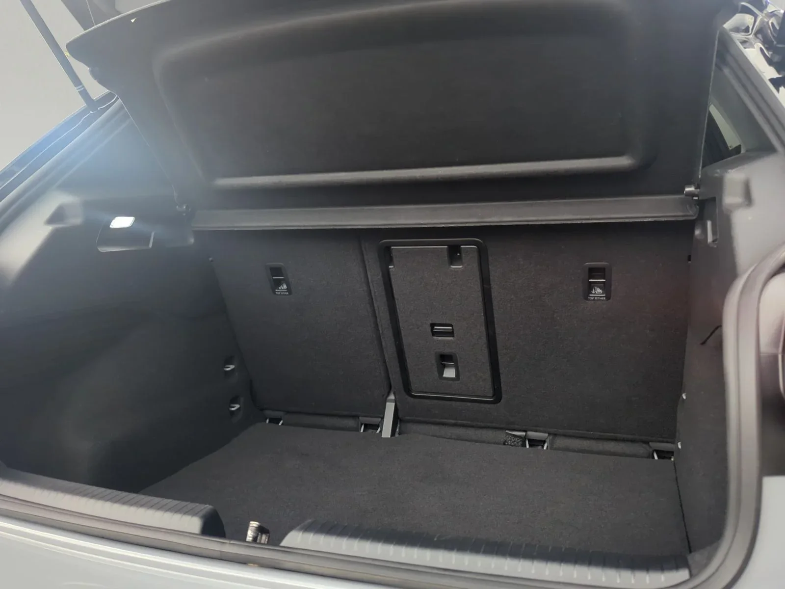 Volkswagen ID.3 PRO LED NAVPRO KAM ERGO PDC SHZ APP