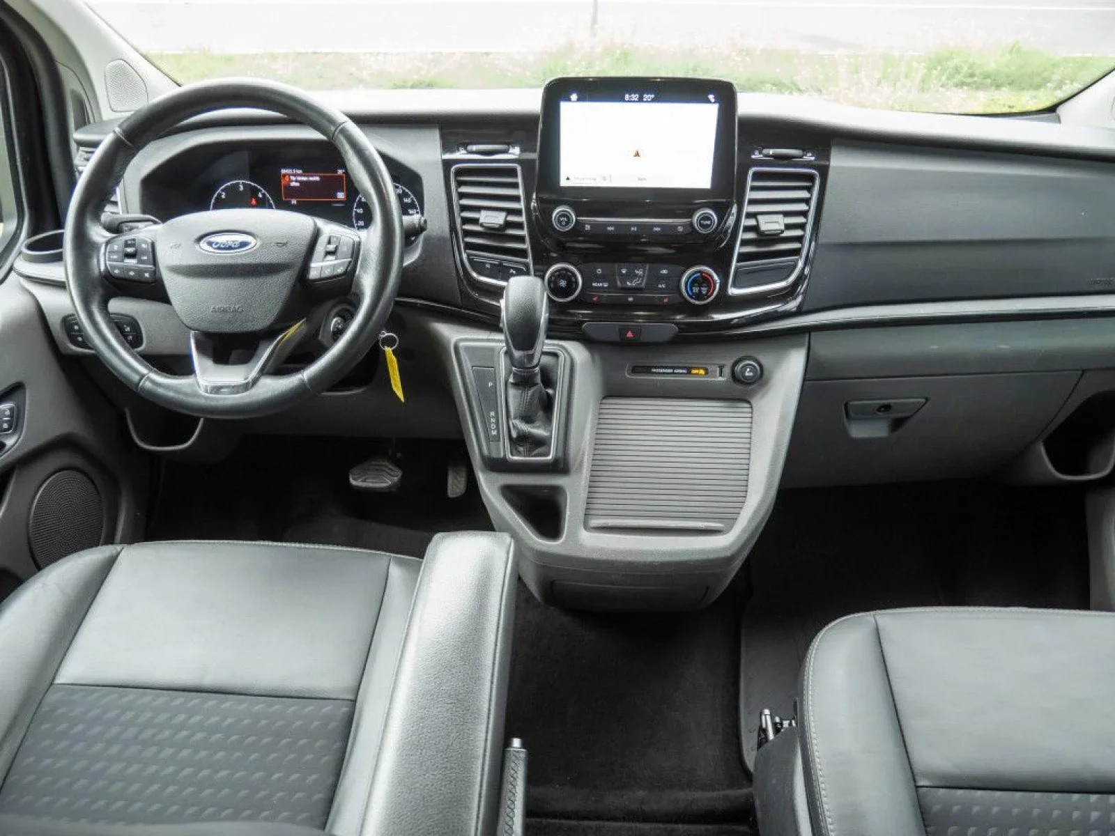 Ford Tourneo Custom 2.0 TDCi Sport Autom 8.Sitzer Standh