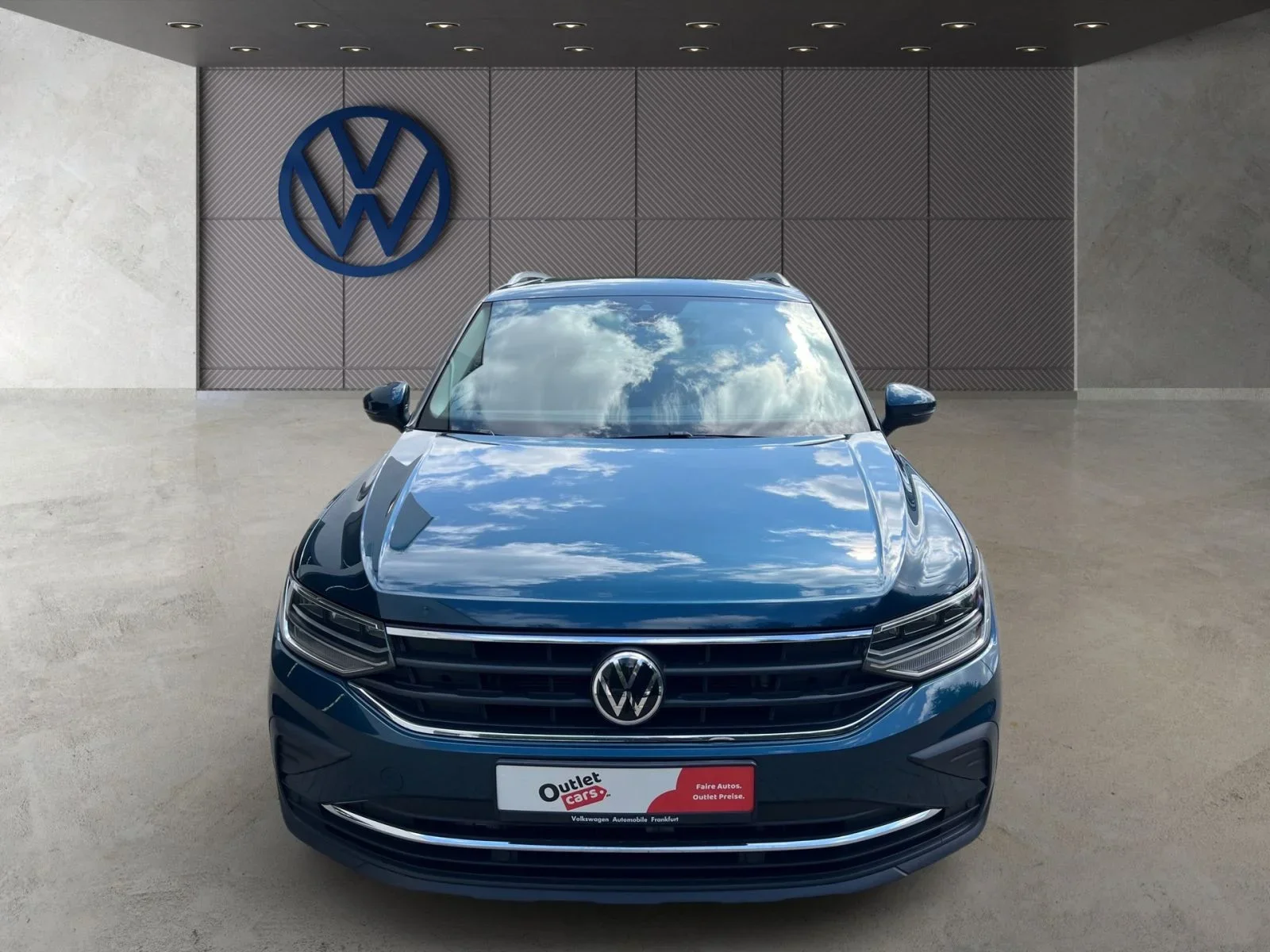 Volkswagen Tiguan 2.0 TDI Active AHK Navi DAB+ LED FrontAssist
