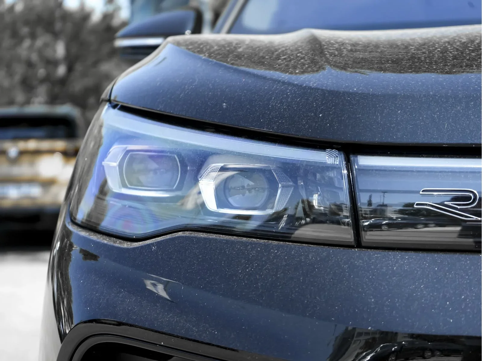 Volkswagen Tiguan 2.0 TSI 4MOT R-Line BlackStyle AHK IQ.Light IQ.Drive Pano H&K ParkAssistPro AreaView Standhz EKlappe App DSG