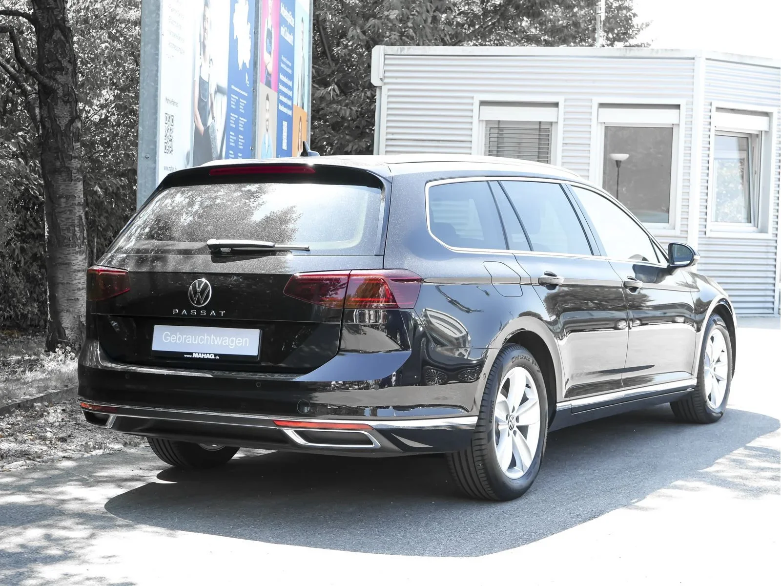 Volkswagen Passat Variant Elegance 2.0 TDI AHK IQ.Light Navi Pano Park+TrailerAssist Standhz H&K App DSG