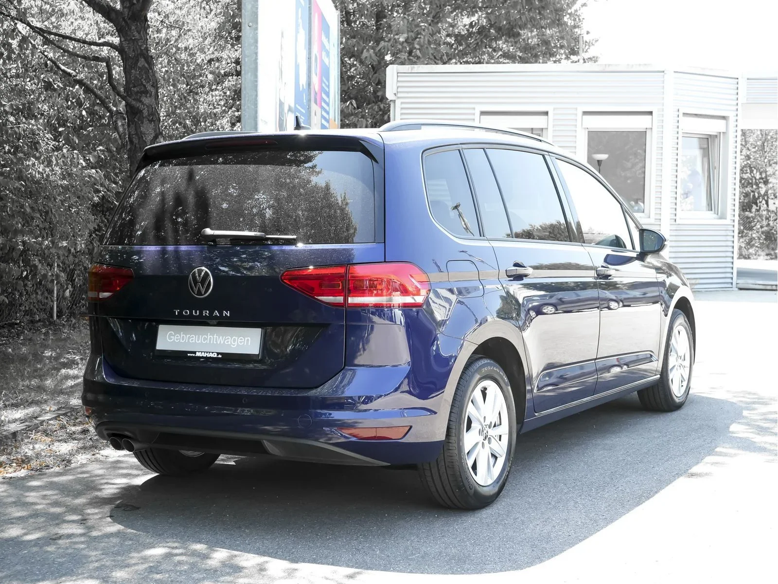 Volkswagen Touran Comfortline 2.0 TDI Navi ParkPilot RearView DSG