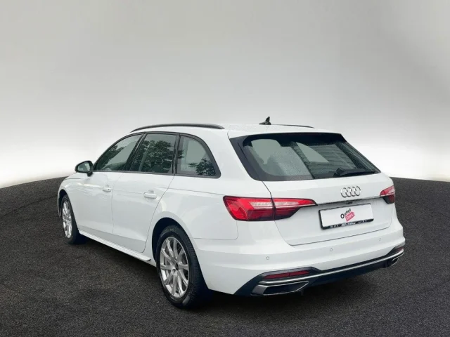 Audi A4 Avant Advanced 35 TDI S Tronic NAV+ KAM AHK