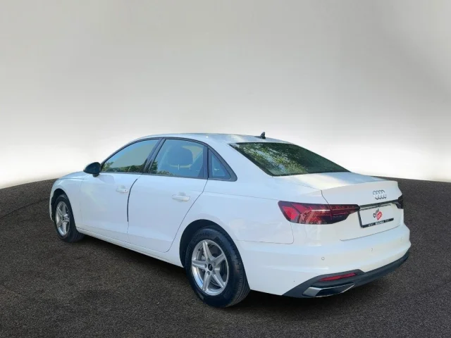 Audi A4 Lim. 30 TDI S Tronic MATRIX NAV+ KAM ACC HuD