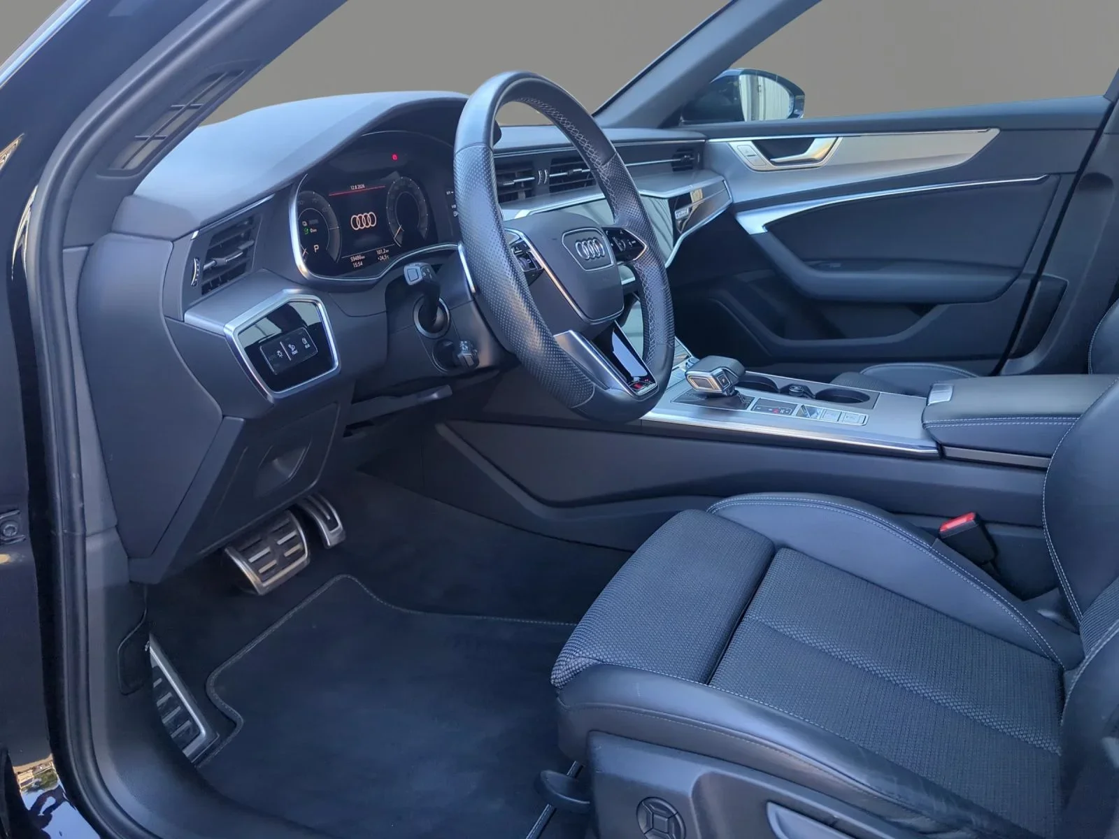 Audi A6 Avant 50 TFSI E Quattro S-Line BLACK LED PANO