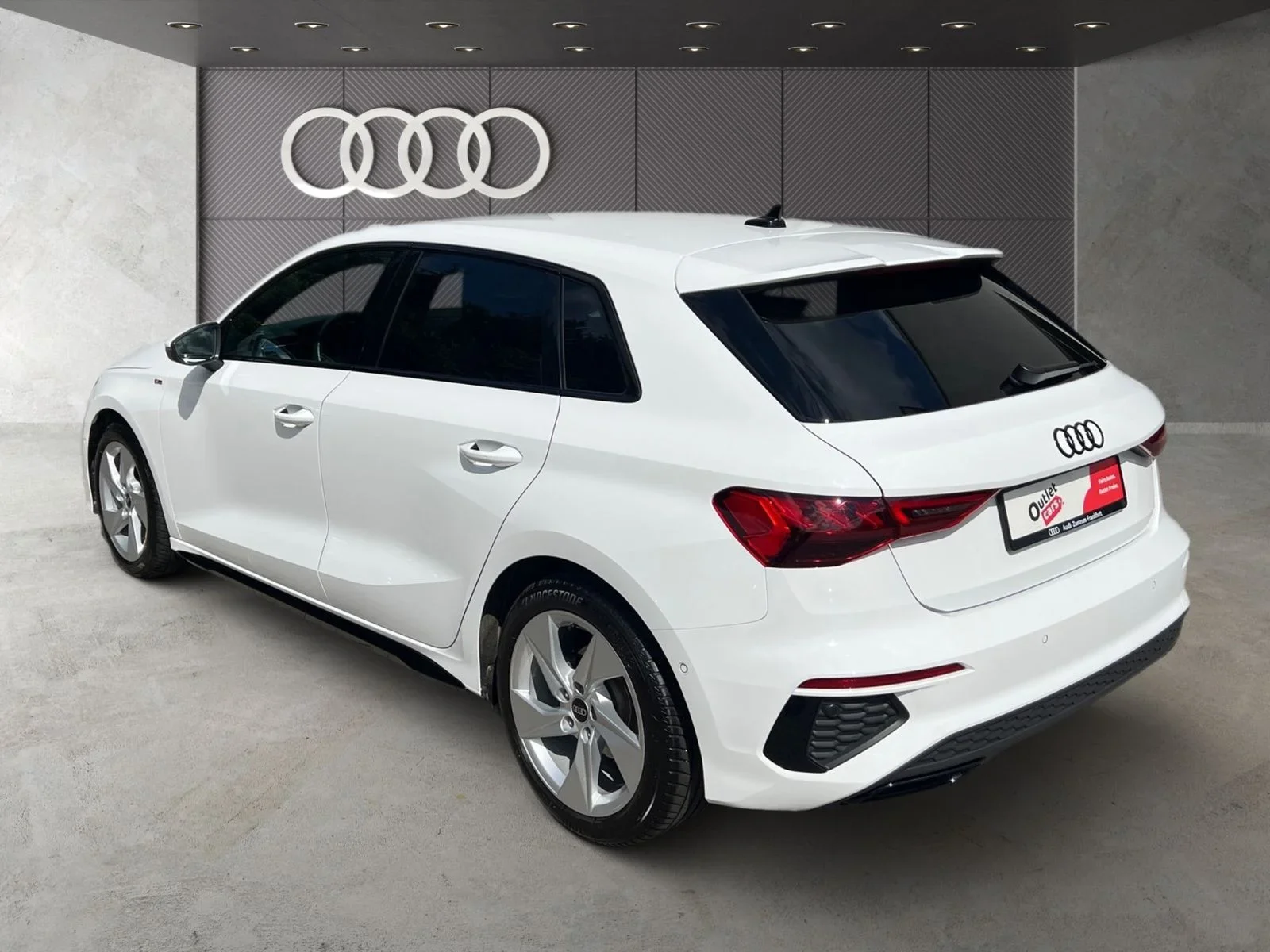 Audi A3 Sportback 35 TFSI S Line LED Navi Tempomat DAB VC PDC Sitzheizung