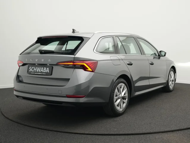 Škoda Octavia Combi Style 2.0 TDI DSG *LED*NAVI*LANE*