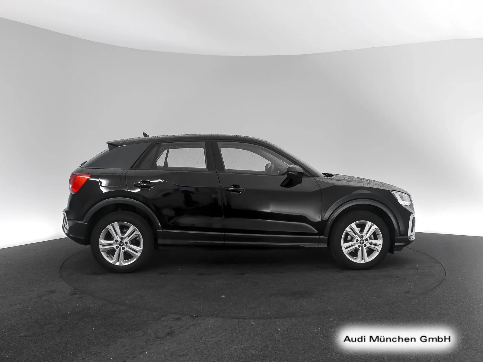 Audi Q2 30 TFSI Advanced Navi/LED