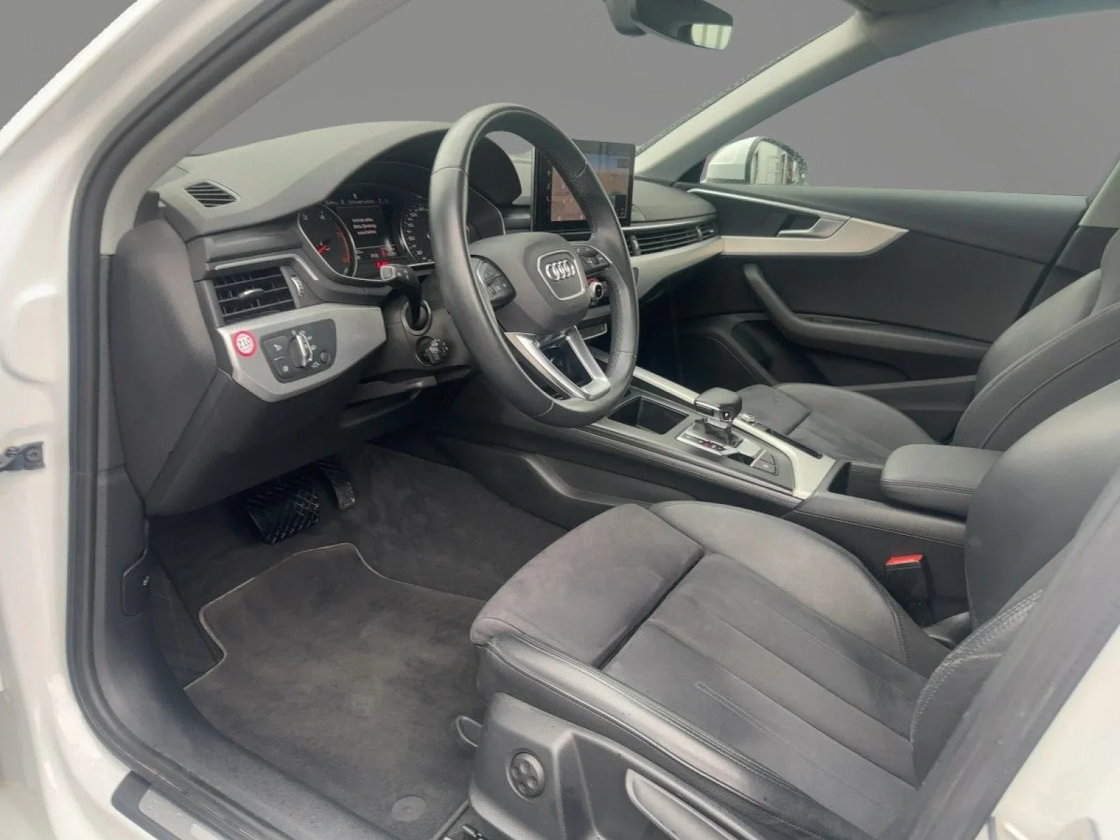 Audi A4 Avant Advanced 35 TDI S Tronic NAV+ KAM AHK