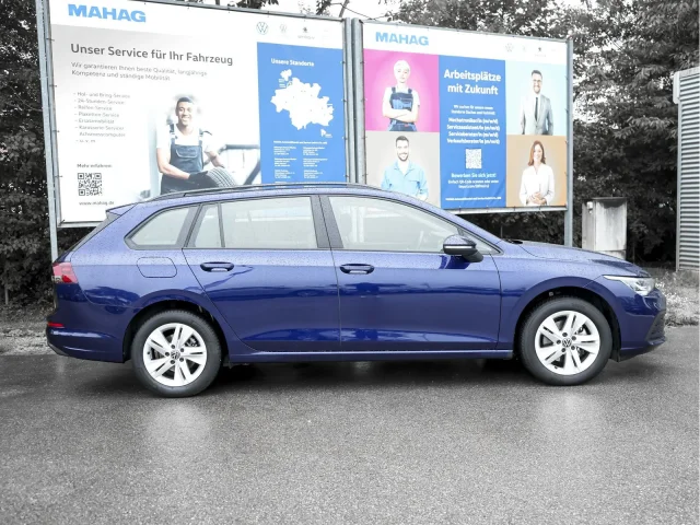 Volkswagen Golf VIII Variant Life 1.5 TSI LED ParkPilot App 6-Gang