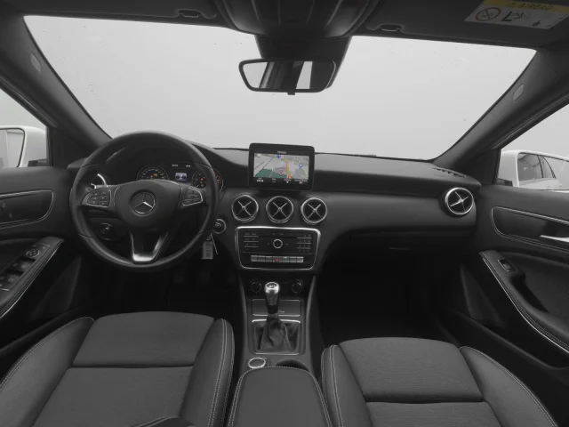 Mercedes-Benz A 180 Style *R-KAM*LED-Performance*NAVI*16*