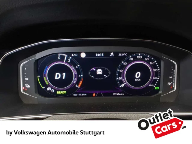 Volkswagen Passat Variant GTE 1.4 TSI Hybrid DSG Kamera AHK Navi DCC