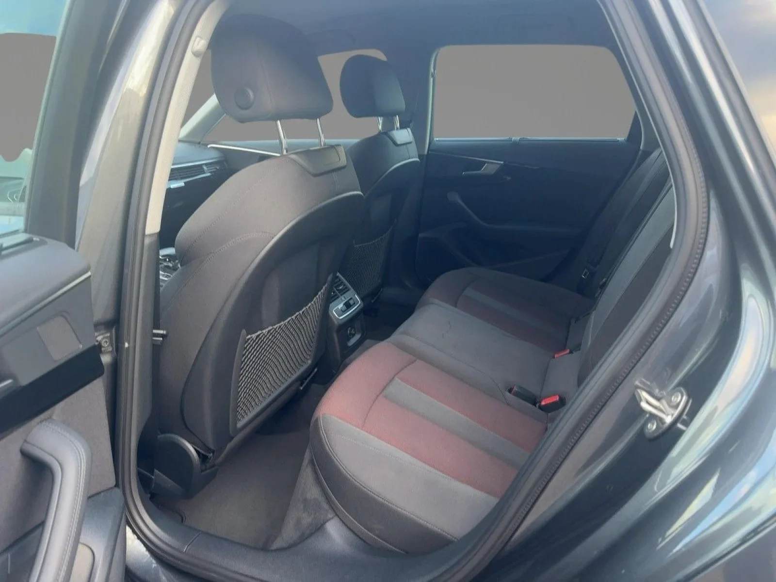 Audi A4 Avant 40 Quattro TDI S-Line AHK KAM LED NAVI+
