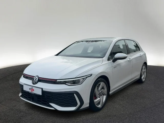 Volkswagen Golf GTI 2.0 TSI DSG ACC LED+ R-KAM SHZ VIRTUAL