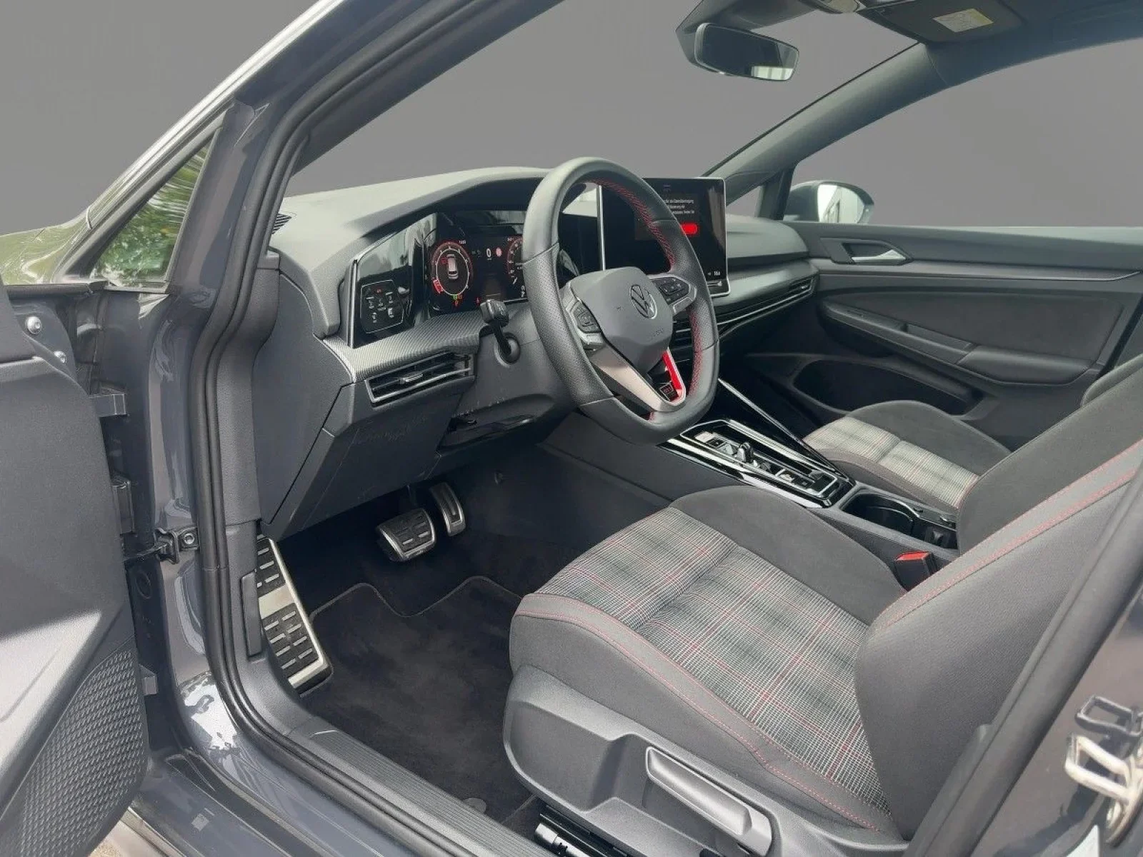 Volkswagen Golf GTI 2.0 TSI DSG ACC LED+ R-KAM SHZ VIRTUAL